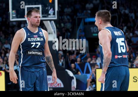 Der slowenische Luka Doncic während des 8. Basketballspiels der FIBA EuroBasket 2025 zwischen Deutschland und Slowenien am 10. September 2025. In Riga, Lettland. (Foto: Pedja Milosavljevic/STARSPORT ©) Stockfoto