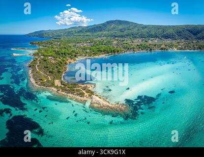 Luftaufnahme von Vourvourou in Chalkidiki, Sithonia Halbinsel, Chalkidiki, Griechenland. Stockfoto