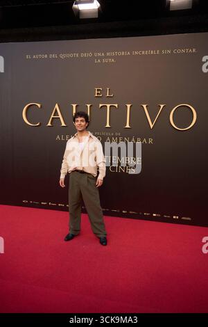 Madrid, Spanien. August 2025. Am 10. September 2025 nimmt er an der Premiere des Films El Cautivo unter der Regie von Alejandro Amenábar in der Cine Callao in Madrid Teil. Der Film mit Julio Peña Fernández, Alessandro Borghi, Miguel Rellán, Fernando Tejero, Luna Berroa, Luis Callejo, José Manuel Poga, Albert Salazar, Juanma Muniagurria, Jorge Asín, Mohamed Said und Walid Charaf erzählen die Geschichte von Miguel de Cervantes' Gefangenschaft in Algier im Jahr 1575. Der Film wird am 12. September in den spanischen Kinos veröffentlicht. Quelle: CORDON PRESS/Alamy Live News Stockfoto