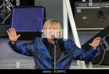 9/2025 Hiolmdel, NJ Hermans Hermits Frontmann Peter Noone tritt im PNC Bank Arts Center John Barrett/PHOTOlink auf Stockfoto