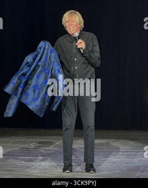 9/2025 Hiolmdel, NJ Hermans Hermits Frontmann Peter Noone tritt im PNC Bank Arts Center John Barrett/PHOTOlink auf Stockfoto