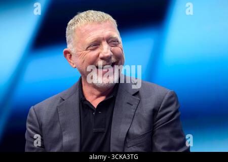 Tennis-Legende Boris Becker spricht im Rahmen von Europas führender Digitalisierungsinitiative auf Entscheider-Level DIGITAL X Focus AI im Confex der Koelnmesse. Köln, 10.09.2025 NRW Deutschland *** Tennislegende Boris Becker spricht im Rahmen der führenden Digitalisierungsinitiative Europas auf Entscheidungsebene DIGITAL X Focus AI auf der Confex der Koelnmesse Köln, 10 09 2025 NRW Deutschland Copyright: XPervinxInan-Serttasx Stockfoto