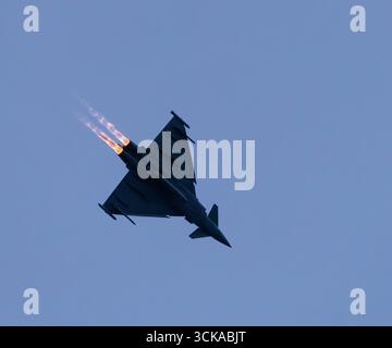5. September 2025: RAF Typhoon Display Team beim International Ayr Show Festival of Flight: Schottland, Großbritannien Stockfoto