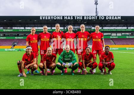 Farum, Dänemark. September 2025. Das Startelf des FC Nordsjaelland war für das Qualifikationsspiel des UEFA-Europapokals der Frauen zwischen dem FC Nordsjaelland und Kups rechts im Dream Park in Farum. Quelle: Gonzales Photo/Alamy Live News Stockfoto