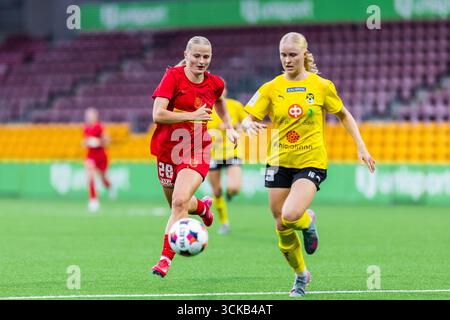 Farum, Dänemark. September 2025. Cecilie Larsen (28) vom FC Nordsjaelland, das während des Qualifikationsspiels des UEFA-Europapokals der Frauen zwischen dem FC Nordsjaelland und den Kups rechts im Dream Park in Farum zu sehen war. Quelle: Gonzales Photo/Alamy Live News Stockfoto