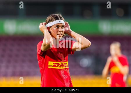 Farum, Dänemark. September 2025. Flora Hojer vom FC Nordsjaelland, der während des Qualifikationsspiels des UEFA-Europapokals der Frauen zwischen dem FC Nordsjaelland und den Kups rechts im Dream Park in Farum zu sehen war. Quelle: Gonzales Photo/Alamy Live News Stockfoto
