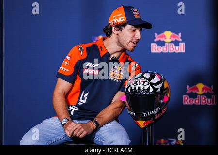 Misano Adriatico, Italien. September 2025. Enea Bastianini aus Italien und Red Bull KTM Tech3, die während des MotoGP GP16 Red Bull Grand Prix von San Marino und der Rimini Riviera zu sehen waren - Pressekonferenz auf dem Misano World Circuit Marco Simoncelli Credit: dpa/Alamy Live News Stockfoto