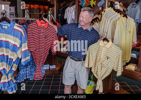 Alabama Madison County, Huntsville, Hampton Cove Golfplatz, Sport, Sportler, Erholung, Spiel, Landschaft, Design, Golf, Können, Fahren, Putting, Grün, Sand-tra Stockfoto