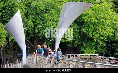 Peros Bridge erinnert an das Leben von Pero Jones. St. Augustine's REACH, The Floating Harbour, Bristol, Somerset, England. UK. Vom August 2025. Stockfoto