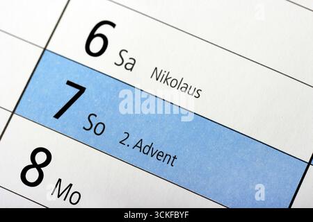 Jahreskalender 2025, 6. Und 7. Dezember, zweiter Adventssonntag und Nikolaustag, Deutschland Stockfoto