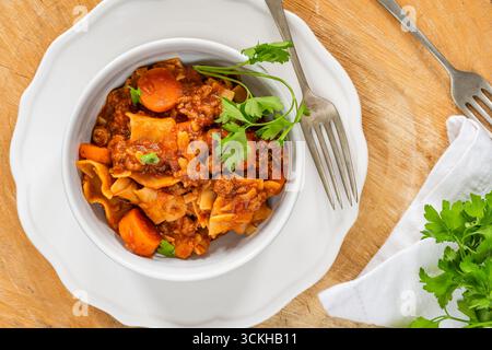 Vegetarische Lasagnesuppe mit fleischlosem quorn-Hackfleisch Stockfoto