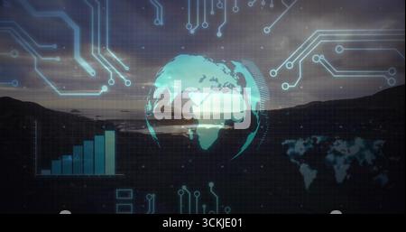 Holographischer Globus, der über dem Seeufer in der Abenddämmerung schwingt, mit Gitterüberlagerung, Balkendiagramm und Weltkarte Stockfoto
