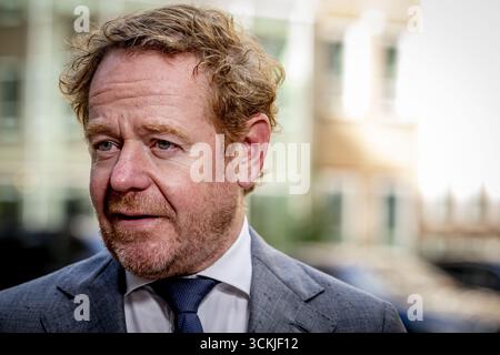 DEN HAAG – scheidender Außenminister und Minister für Asyl und Migration, David van Weel, im Ministerium für Allgemeine Angelegenheiten für die wöchentliche Kabinettssitzung. ANP /HOLLANDSE HOOGTE /ROBIN UTRECHT niederlande Out - belgien Out Stockfoto