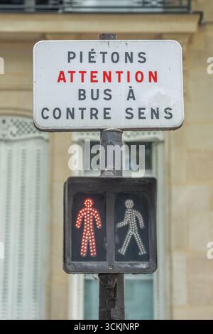 Paris, 4. September 2025: Grenzschild Stockfoto
