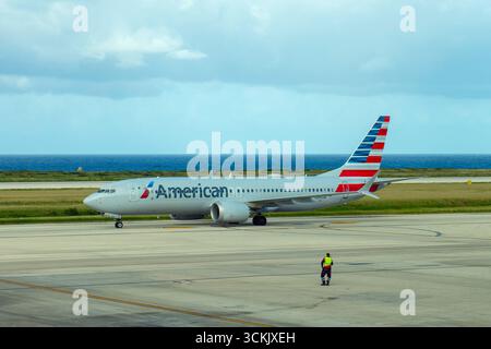 American Airlines Boeing 737-8 MAX N335SN am Curacao Hato International Airport (CUR), Stadt Willemstad, Curacao. Stockfoto