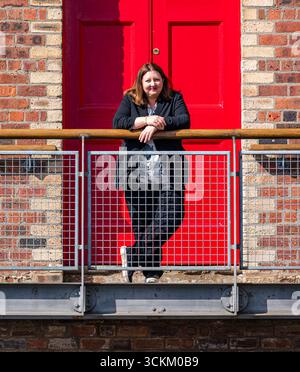 Porträt von Kirsty McNeill (schottischer Labour-Abgeordneter) im National Mining Museum, Newtongrange, Midlothian, Schottland, Großbritannien Stockfoto