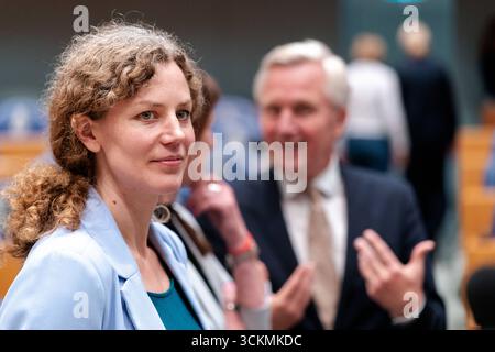 11. SEPTEMBER 2025 Niederländisch Tweede Kamer Plenardebatte DEN HAAG, NIEDERLANDE - 11. SEPTEMBER: Christine Teunissen PvdD während der Plenardebatte im Tweede Kamer am 11. September 2025 in den Haag Tweede Kamer Niederlande den Haag Tweede Kamer Niederlande Inhalte können nicht direkt oder indirekt über Dritte weiterverbreitet werden. Copyright: XJohnxBeckmannx Stockfoto