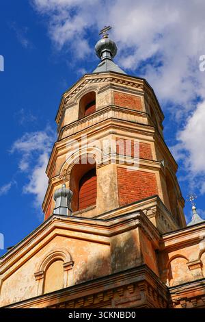 Die orthodoxe Kathedrale St. Isidor in Valga, Estland, im Baltikum Stockfoto
