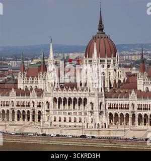 Außenansicht des ungarischen Parlamentsgebäudes in Budapest, Ungarn, auch bekannt als Parlament von Budapest Stockfoto