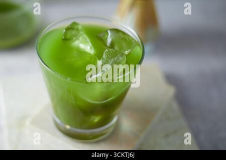 Nahaufnahme reiner Matcha-grüner Tee, Cafe-Menü Stockfoto