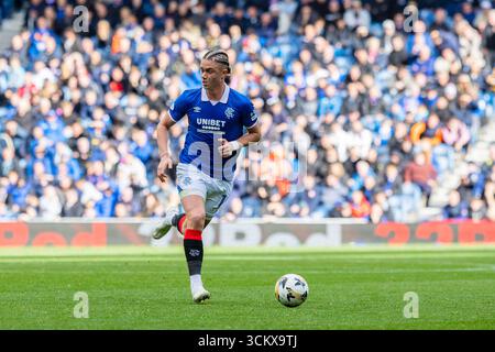 13. September 2025. Glasgow, Großbritannien. Die Rangers spielten Heart of Midlothian (Hearts) in einem Premiership-Spiel im Ibrox Stadium, Glasgow, Großbritannien. Das Ergebnis war die Rangers 0 - 2 Hearts of Midlothian. Bild von Thelo Aasgaard (R11). Quelle: Findlay / Alamy Live News. Stockfoto