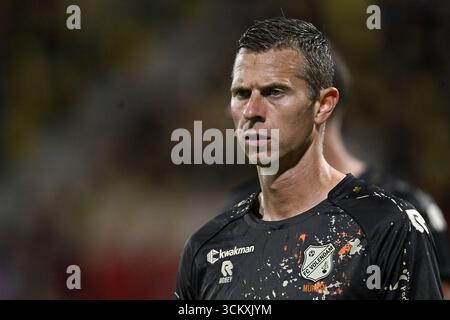 DEVENTER - Robert Muhren vom FC Volendam während des niederländischen Eredivisie-Spiels zwischen Go Ahead Eagles und FC Volendam am 13. September 2025 in de Adelaarshorst in Deventer, Niederlande. ANP GERRIT VAN KEULEN Stockfoto