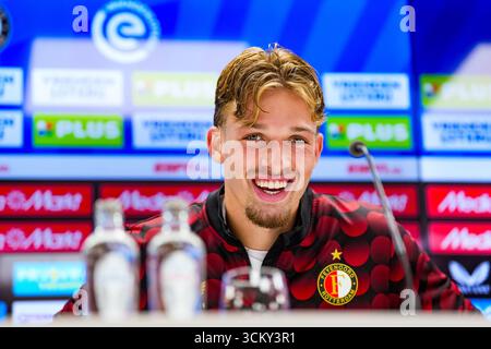 Rotterdam, Niederlande. September 2025. Rotterdam - Luciano Valente aus Feyenoord Rotterdam während der fünften Wettkampfrunde der Eredivisie Saison 2024/2025. Das Spiel findet am 13. September 2025 im Stadion Feijenoord de Kuip zwischen Feyenoord Rotterdam und sc Heerenveen statt. Credit: Box to Box Pictures/Alamy Live News Stockfoto
