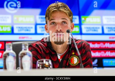 Rotterdam, Niederlande. September 2025. Rotterdam - Luciano Valente aus Feyenoord Rotterdam während der fünften Wettkampfrunde der Eredivisie Saison 2024/2025. Das Spiel findet am 13. September 2025 im Stadion Feijenoord de Kuip zwischen Feyenoord Rotterdam und sc Heerenveen statt. Credit: Box to Box Pictures/Alamy Live News Stockfoto