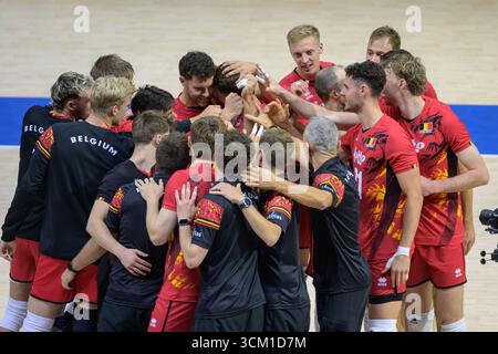 Quezon City, Manila, Philippinen. September 2025. Ukraine gegen Belgien in der Pool-Phase während der FIVB Herren-Volleyball-Weltmeisterschaft 2025 in Manila, Philippinen. Belgien gewinnt das Spiel in drei Reihen. Belgien feiert den Sieg (Credit Image: © Jayne Russell/ZUMA Press Wire) NUR REDAKTIONELLE VERWENDUNG! Nicht für kommerzielle ZWECKE! Stockfoto
