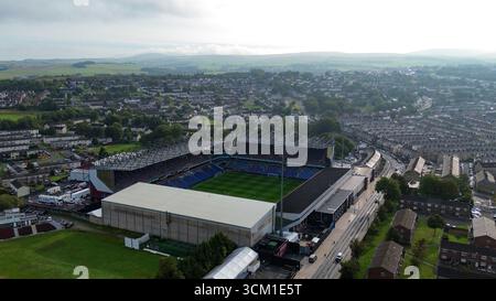 Eine allgemeine Luftaufnahme von Turf Moor vor dem Premier League-Spiel Burnley gegen Liverpool in Turf Moor, Burnley, Großbritannien, 14. September 2025 (Foto: Jorge Horsted/News Images) Stockfoto