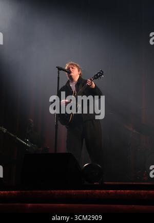 Großbritannien: Lewis Capaldi Lewis Capaldi bei OVO Hydro in Glasgow, Schottland am 13. September 2025 Foto: Lewis Capaldi Foto: Aimee Todd Glasgow OVO Hydro Scotland Copyright: XPhotoxbyxAimeexToddx Stockfoto