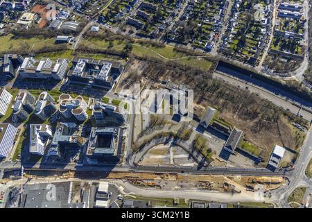 Luftaufnahme, Flughafen Düsseldorf GmbH - Hauptquartier und altes Kasernengelände an der Düsseldorfer Flughafenstraße, ehemaliges Bundespolizeigebäude in Düsseldorf Stockfoto