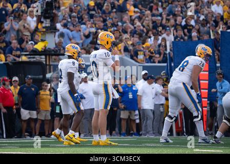 September 2025, Morgantown, WV, USA: 13. September 2025: Eli Hostein während der West Virginia University Mountaineers (WVU) vs University of Pittsburgh Panthers in Morgantown, WV im Milan Puskar Stadium. Bradley Martin/scheinbare Media Group (Kreditbild: © AMG/AMG Via ZUMA Press Wire) NUR REDAKTIONELLE VERWENDUNG! Nicht für kommerzielle ZWECKE! Stockfoto