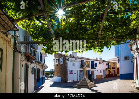 Altstadt von Denia, am frühen Morgen im Fischerviertel, Costa Blanca, Provinz Alicante, Spanien Stockfoto