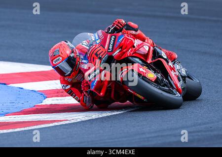 Misano Adriatico, Italien. September 2025. Marc Marquez aus Spanien und das Ducati Lenovo Team, das während des MotoGP GP16 Red Bull Grand Prix von San Marino und der Rimini Riviera gesehen wurde - Rennen auf dem Misano World Circuit Marco Simoncelli Credit: dpa/Alamy Live News Stockfoto