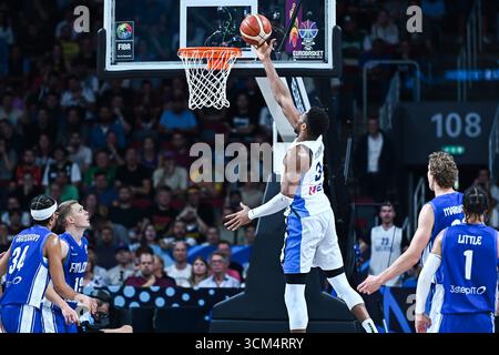 Riga, Lettland. September 2025. 34 Giannis Antetokounmpo von Griechenland im Einsatz während des FIBA EuroBasket 2025, dem 3. Platz Spiel zwischen Griechenland und Finnland in der Xiaomi Arena am 14. September 2025 in Riga, Lettland. Quelle: Unabhängige Fotoagentur/Alamy Live News Stockfoto