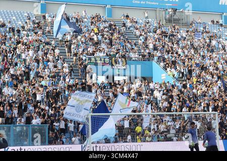 Reggio Emilia, Italien. September 2025. Anhänger von Lazio während des Fußballspiels der Serie A Unilive zwischen den USA Sassuolo und S.S. Lazio im Mapei-Stadion, Reggio Emilia, Norditalien, Montag, 14. September, 2025. Sport - Fußball - (Foto Michele Nucci Credit: LaPresse/Alamy Live News Stockfoto