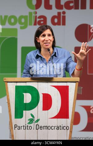 Reggio Emilia, Italien. September 2025. Reggio Emilia. Elly Schlein, Sekretärin der Demokratischen Partei, während der Abschlussveranstaltung des Festivals der nationalen Einheit. Quelle: Unabhängige Fotoagentur/Alamy Live News Stockfoto
