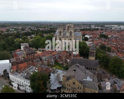 beeindruckender Blick auf York Minster, Deangate, York YO1 7HH Stockfoto