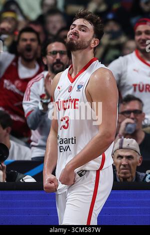 Riga, Lettland. September 2025. Der türkische Alperen Sengun während des Basketball-Endspiels der FIBA EuroBasket 2025 zwischen der Türkei und Deutschland am 14. September 2025. In Riga, Lettland. (Quelle: Pedja Milosavljevic/Alamy Live News Stockfoto