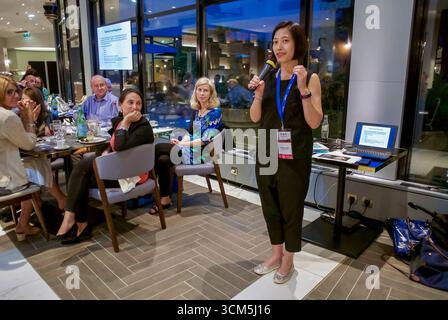 Paris, Frankreich, Group People, IAS Meeting, WHO startet PREP Implementation Tool, WHO Speaking, Thai AIDS NGO Stockfoto