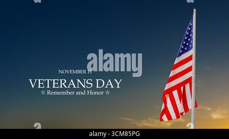 11. November, Veterans Day, Remember and Honor geschrieben auf dem Hintergrund des Sonnenuntergangs mit einer amerikanischen Flagge auf einem Stab Stockfoto