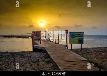 Balneario, Holzsteg, Punta Brava, Strand, Sonnenaufgang, El Carmoli, Mar Menor, autonome Region Murcia, Spanien, Stockfoto