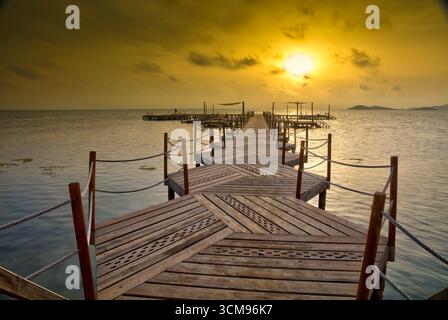 Balneario, Holzsteg, Punta Brava, Sonnenaufgang, El Carmoli, Mar Menor, autonome Region Murcia, Spanien, Stockfoto