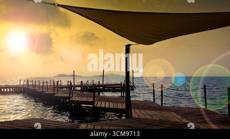 Balneario, Holzsteg, Silhouette, Punta Brava, El Carmoli, Mar Menor, autonome Region Murcia, Spanien, Stockfoto