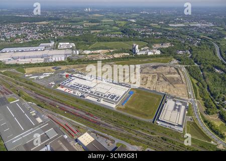 Luftaufnahme, neues Logistikzentrum REWE und Baustelle der ehemaligen Westfalenhuette, Borsigplatz, Dortmund, Ruhrgebiet, Nordrhein-Westfalen, Stockfoto