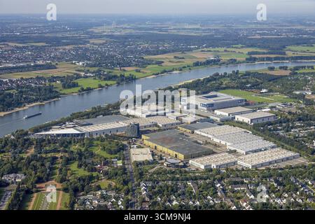 Luftaufnahme, am Rhein die Messe Düsseldorf mit dem Bundesligastadion MERKUR SPIEL-ARENA im Stadtteil Stockum in Düsseldorf, Rheinland Stockfoto