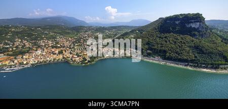 Luftaufnahme, Rocca di Garda, Gardasee, Gardasee, Gardasee, Garda, Norditalien, Venetien, Italien, IT, Europa, Vogelperspektive, Luftaufnahmen, Luftaufnahmen Stockfoto