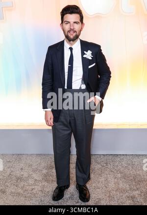 West Hollywood, Usa. September 2025. WEST HOLLYWOOD, LOS ANGELES, KALIFORNIEN, USA – 14. SEPTEMBER: Adam Scott kommt bei der 77. Jährlichen Primetime Emmy Awards Party von Apple TV, die am 14. September 2025 in Ysabel in West Hollywood, Los Angeles, Kalifornien, USA stattfindet. (Foto: Xavier Collin/Image Press Agency) Credit: Image Press Agency/Alamy Live News Stockfoto