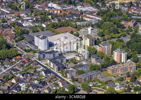Luftaufnahme, Rathaus Bockum-Hoevel, Supermärkte und Hochhaussiedlung Kleinweg, Hamm, Ruhrgebiet, Nordrhein-Westfalen, Deutschland, Autorität Stockfoto